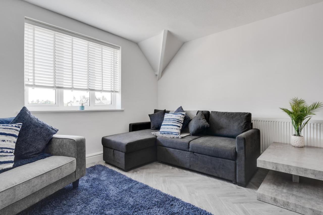 St David'S - Stylish 2 Bed Apartment, Free Parking, Close To Beach Lytham St Annes Exterior foto